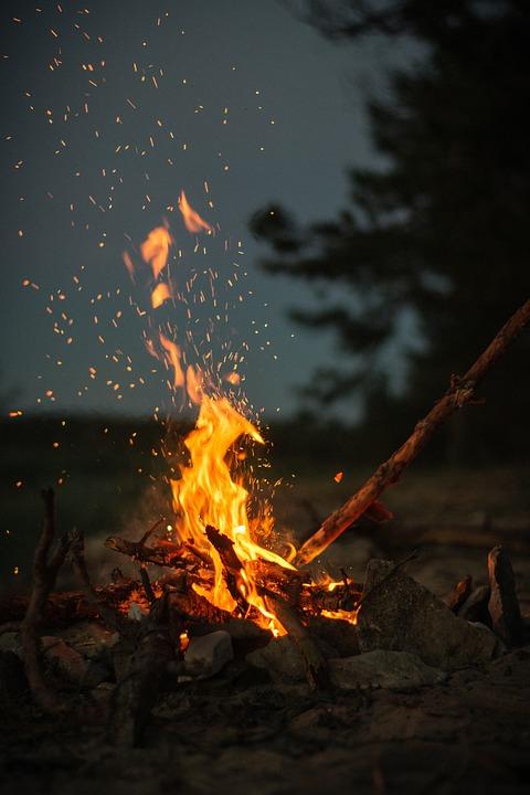 fire-2560427_960_720.jpg
