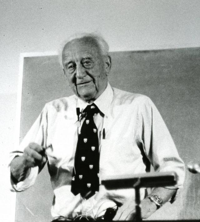 szentgyorgyialbert.jpg