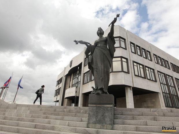 parlament-budova-parlamentu-nrsr-nestandard2.jpg